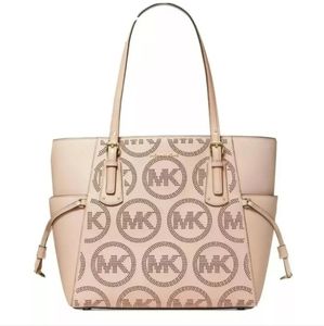 Michael Kors Voyager Tote Bag Sof Pink / Medium